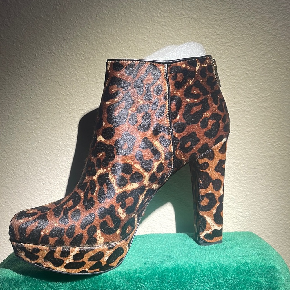 MICHEAL KORS - LESLY